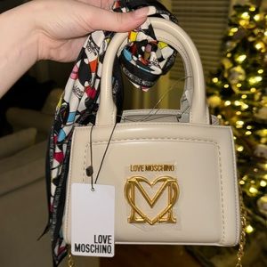 Love moschino purse with scarf